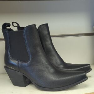 New Women's Ariat Bradley 10051057